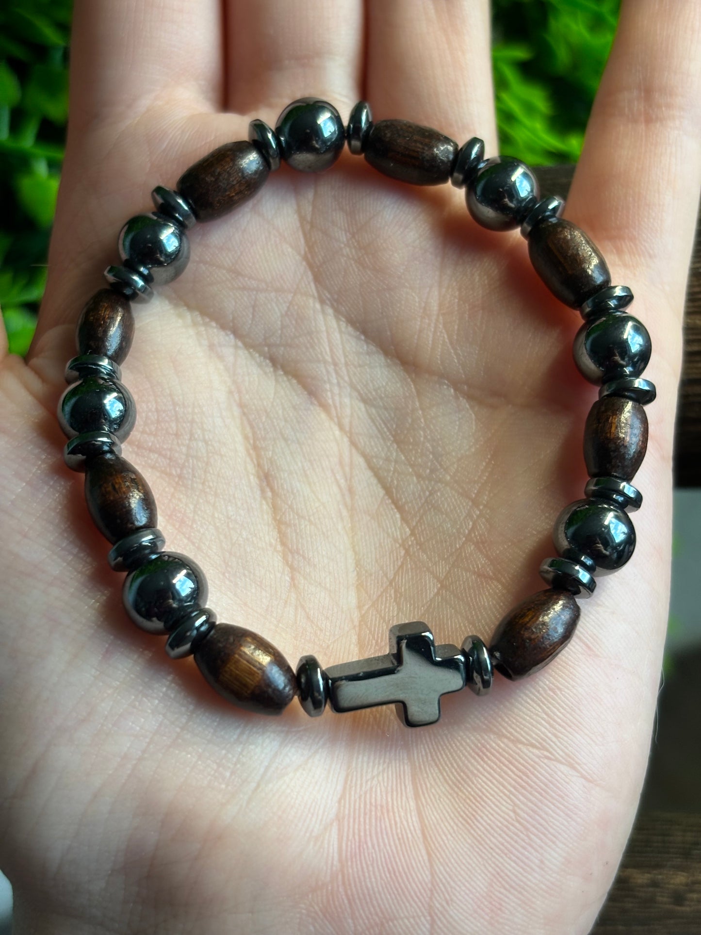 KREUZ Holzperlen Armband