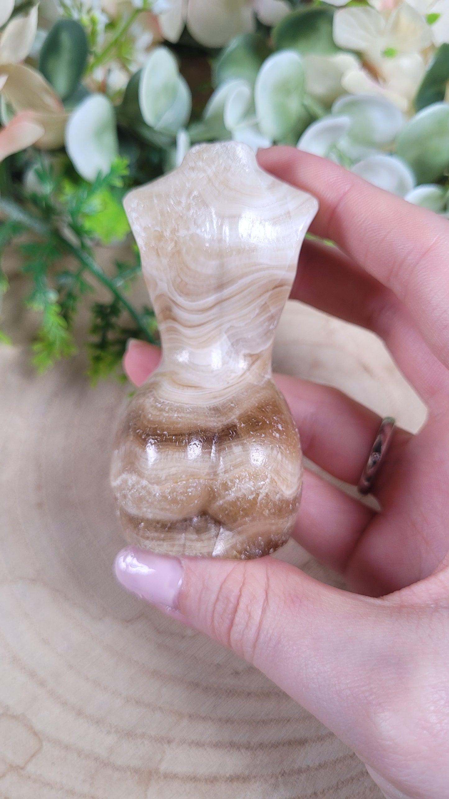 Schokoladen Kalcit Lady Body LD27