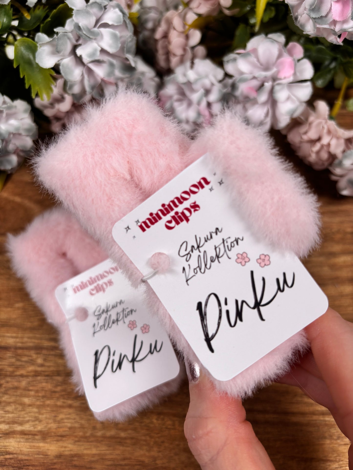 Pinku Flausch Haar Clip