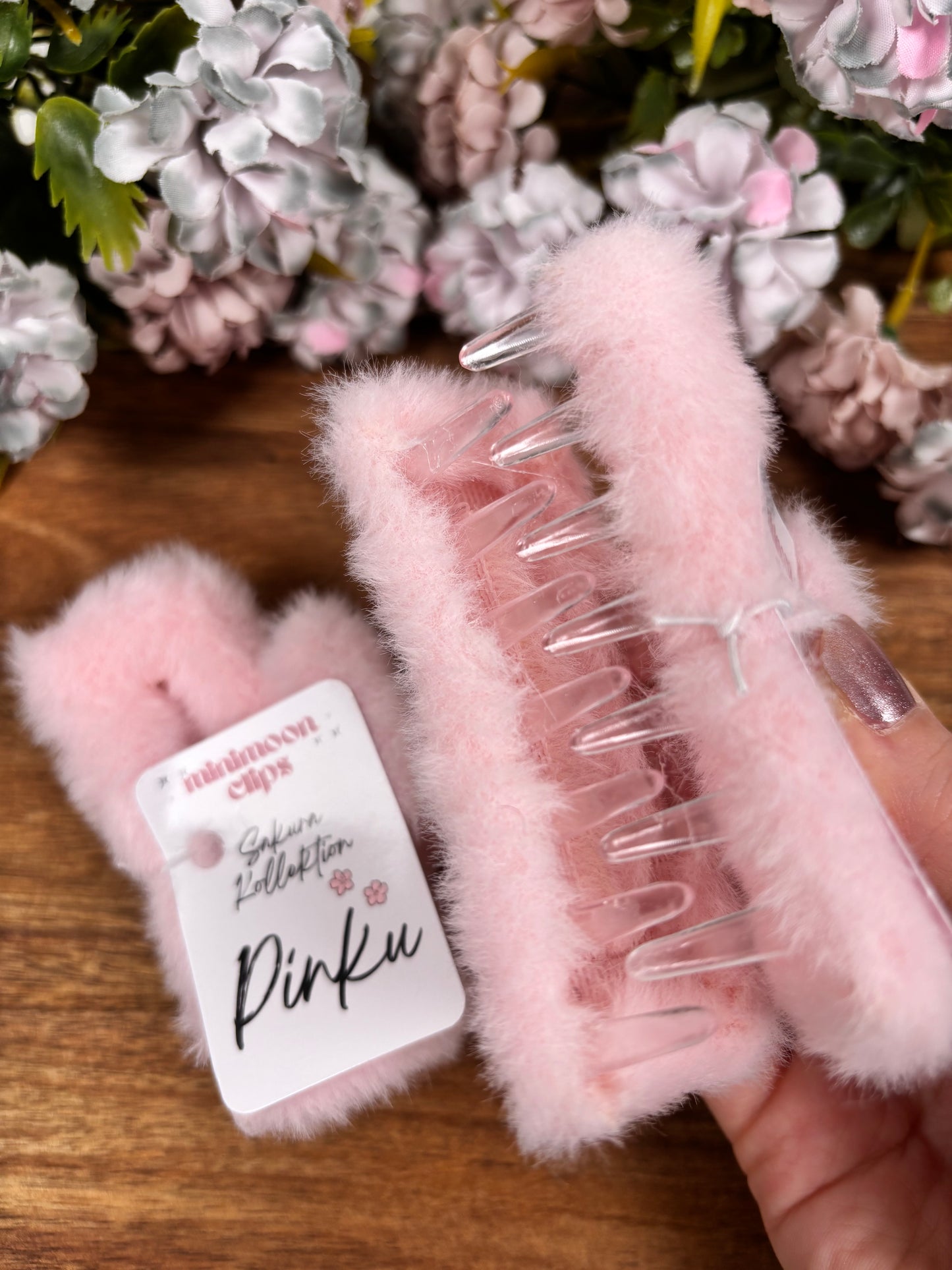 Pinku Flausch Haar Clip