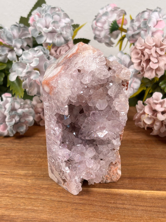Heller Rosa Amethyst Turm
